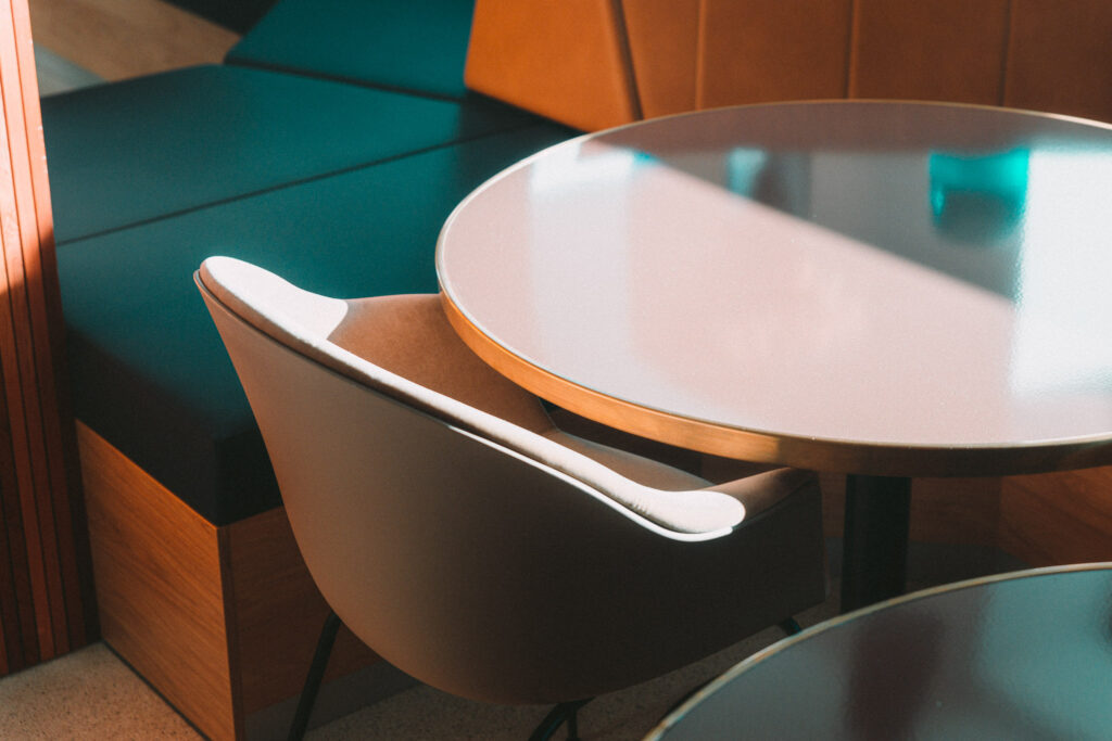 Lamparo Lamparo, Brasserie, Restaurant, populaire, Ajaccio, rénovation, Architecture, Versini Architectes Associés