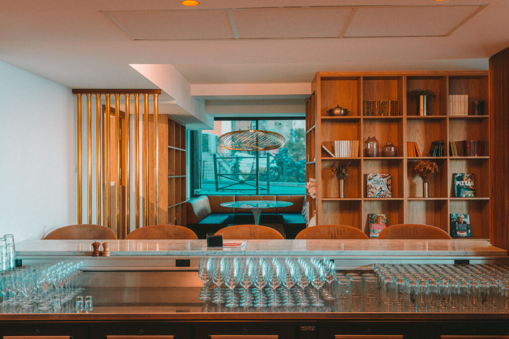 Lamparo Lamparo, Brasserie, Restaurant, populaire, Ajaccio, rénovation, Architecture, Versini Architectes Associés