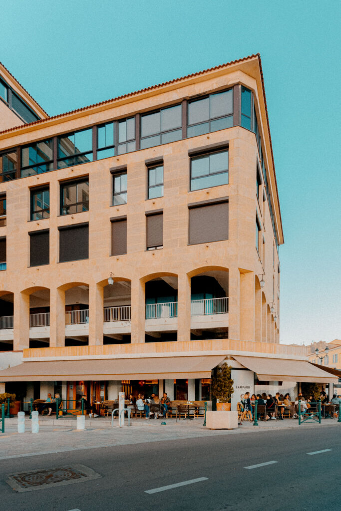 Lamparo Lamparo, Brasserie, Restaurant, populaire, Ajaccio, rénovation, Architecture, Versini Architectes Associés