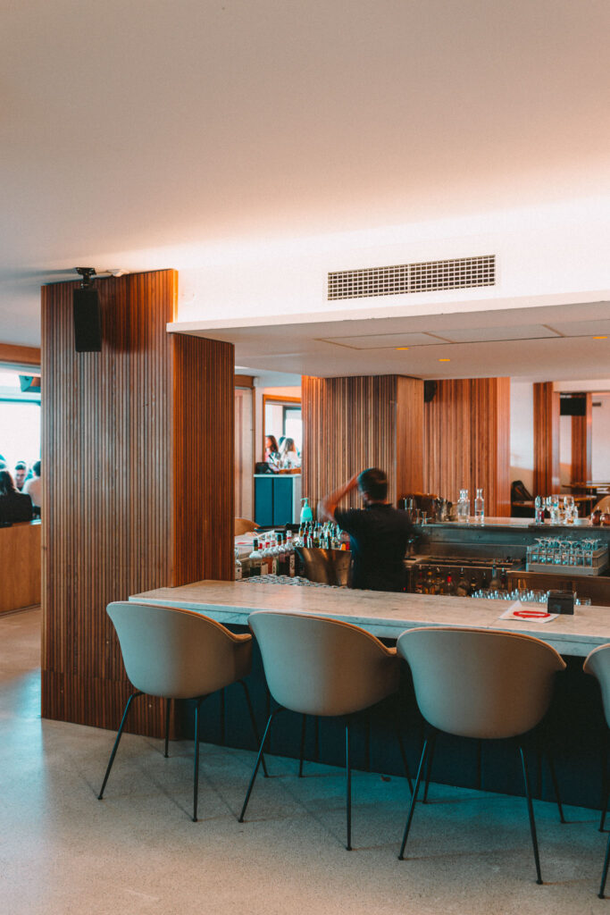 Lamparo Lamparo, Brasserie, Restaurant, populaire, Ajaccio, rénovation, Architecture, Versini Architectes Associés