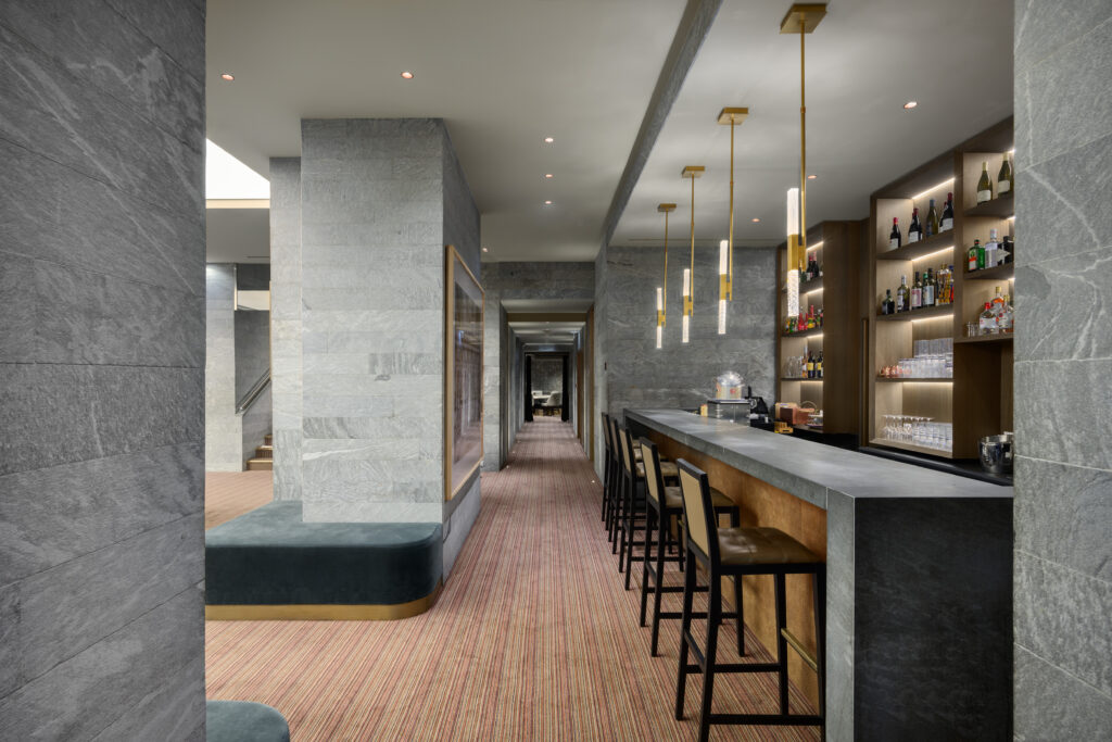 Club Pierre Charron Club, Jeux, Cartes, Paris, Luxe, Intérieur, Décoration, Versini Architectes Associés, ambiance