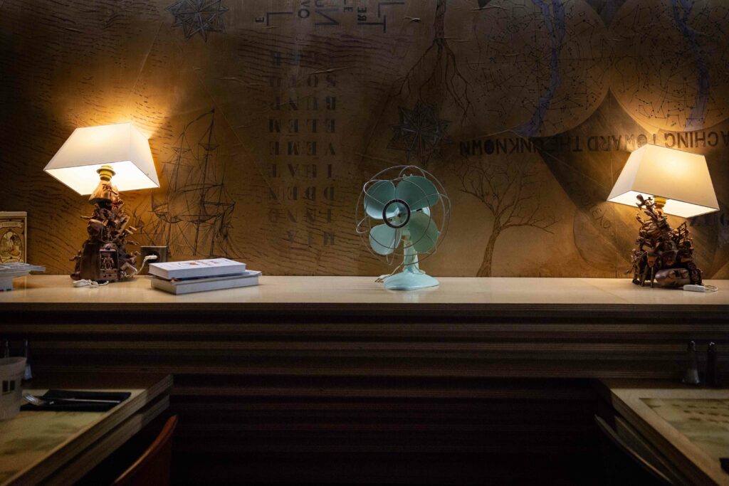 Le Directoire Restaurant, rénovation, modernité, anciens, architecture, décoration, ambiance, style, Versini Architectes Associés, Directoire, Ajaccio, Corse, France