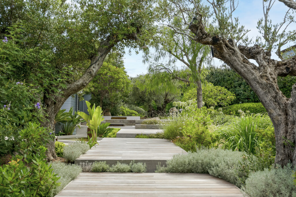 Sperone - Seillier Extension Villa; Projet architecturale, aménagement paysager; jardin; verdure; Bonifacio; Domaine du Petit Sperone; Versini Architectes Associés; Bois